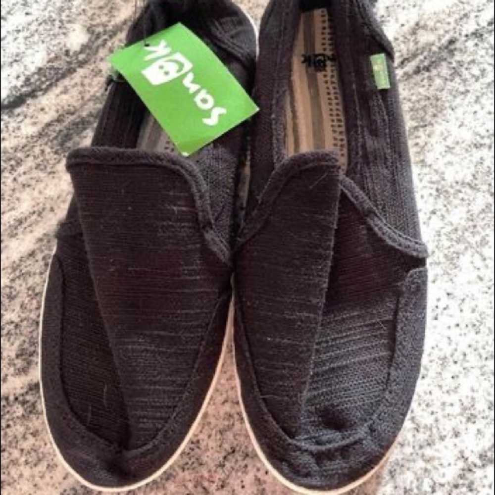Sanuk slip on shoes